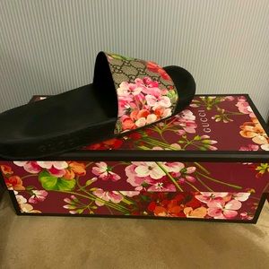 Worn once.Perfect condition.Too big past return date.Have box, receipt, ribbon.